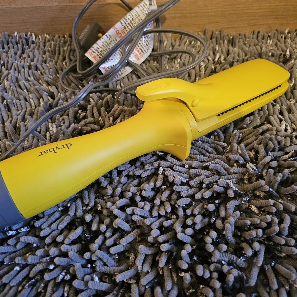 Drybar 'The Straight Shot' Blow Drying Flat-Iron - Only Used A Few Times - EUC - Picture 2 of 9
